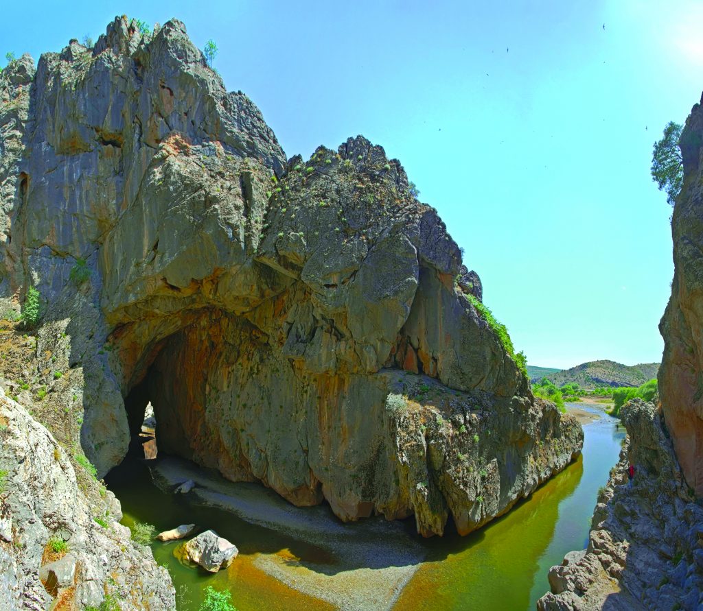 Dünyanın bittiği yer Lice’de…