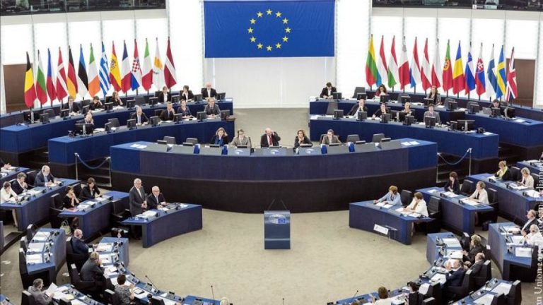 AP’den, 80 Euro’luk vize ücretlerine zamma onay