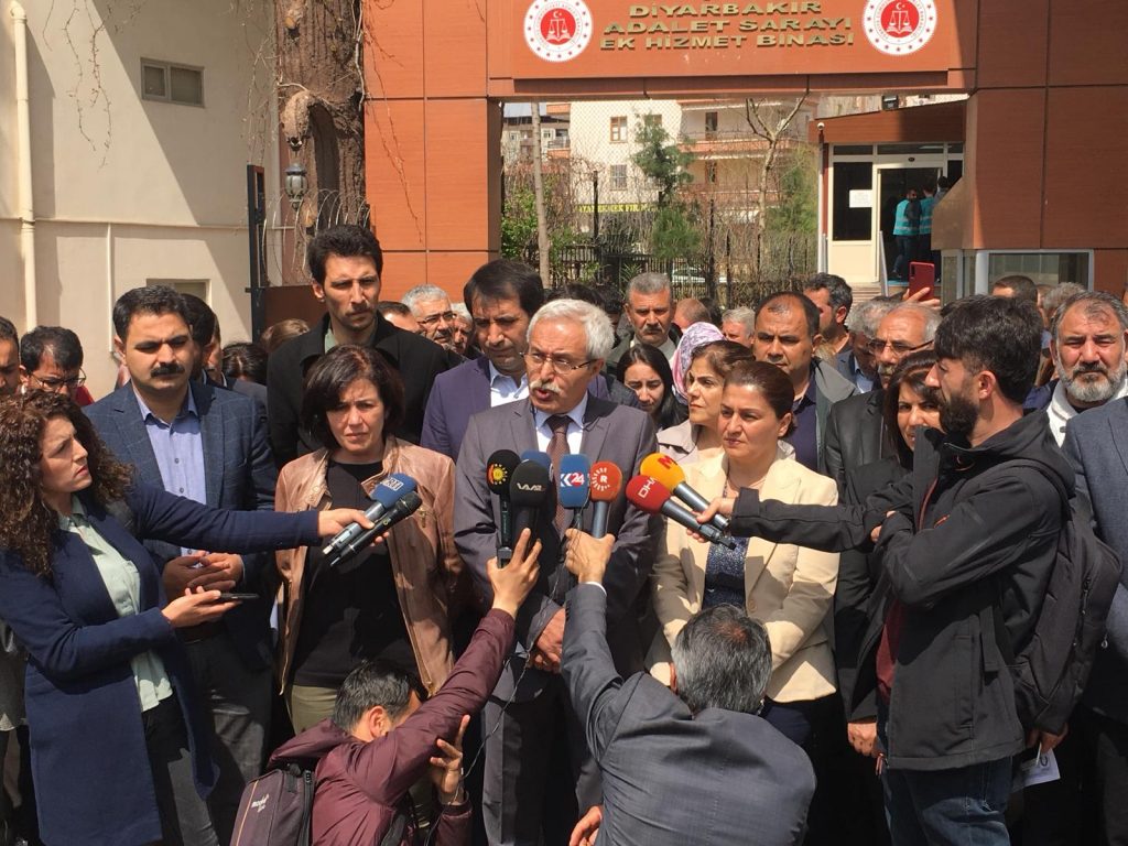 “Mazbatamızı derhal verin, kayyumları gönderin!”