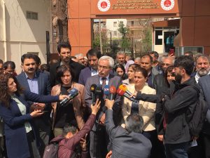 “Mazbatamızı derhal verin, kayyumları gönderin!”