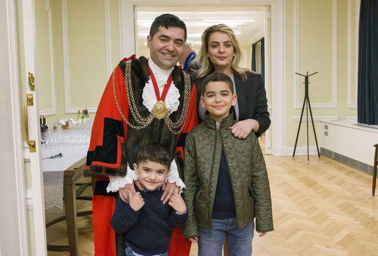 Eşi Liceli olan Lambeth Belediye Başkanı: Diyarbakır, hayallerin başkenti…
