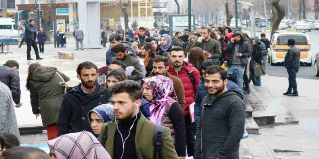 Urfa’da 150 kişilik geçici işe bin 688 başvuru