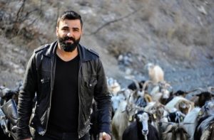 Kan izleri ve cep telefonu bulunmuştu…