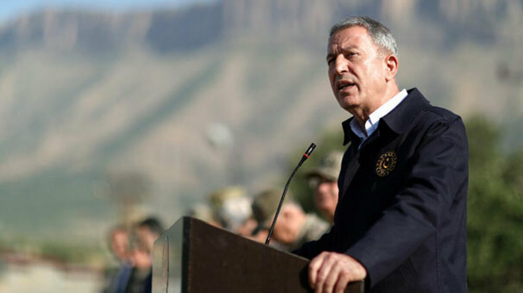 Hulusi Akar’dan Yeni Akit’e sert yanıt: Hesabını verecekler