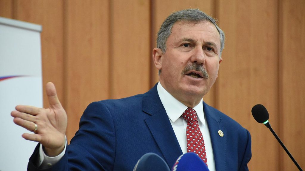 AK Parti’de ilk çıkış: Yeni siyasi aktörler ortaya çıkacak