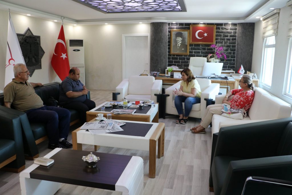 Engelsiz Bileşenler Federasyonu, Sur Belediyesi’ni ziyaret etti
