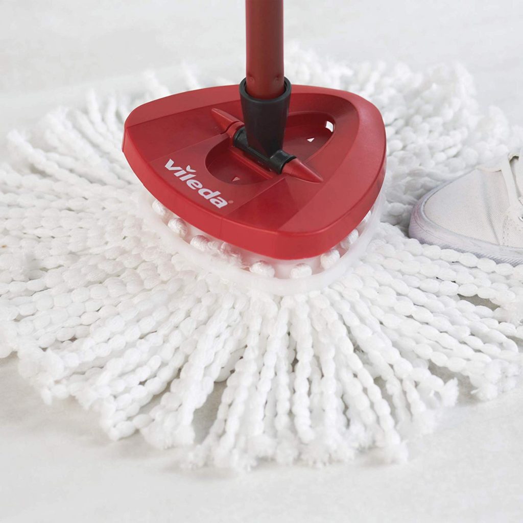 Anaokulu kaydı için velilerden vileda başlığı istediler