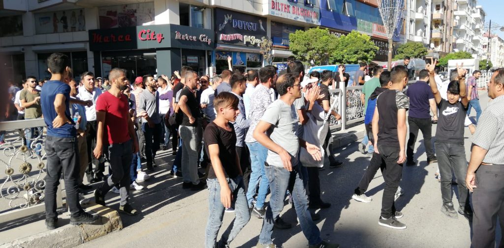 VİDEO | Van’da kayyuma yürüyüşlü protesto