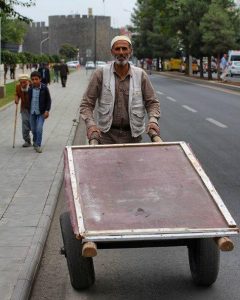 Diyarbakır’daki STK’lar; Bir elin nesi, iki elin sesi var… El ele bu kenti hak ettiği yere getirmeye…