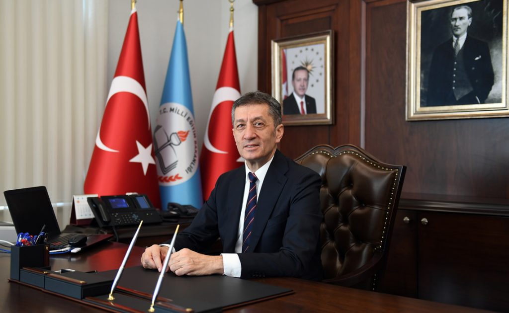 Okullarda zorunlu bağış alanlarlar yandı!