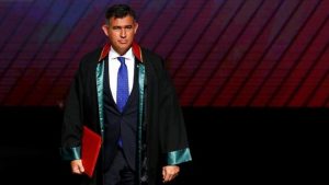 Feyzioğlu’nun koltuğu sallantıda