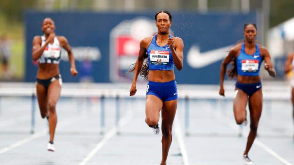 ABD’li kadın atlet dünya rekoru kırdı