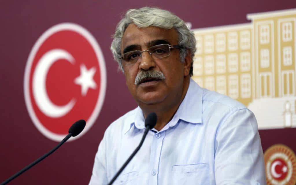 TBMM Başkanvekli Mithat Sancar hastaneye kaldırıldı