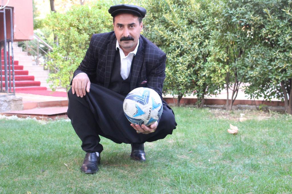 Diyarbakır’da sıra dışı bir teknik direktör