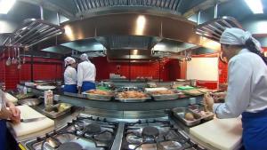 AK Parti, ‘gastronomi’ kelimesine savaş açtı: Yemek sanatı denilsin