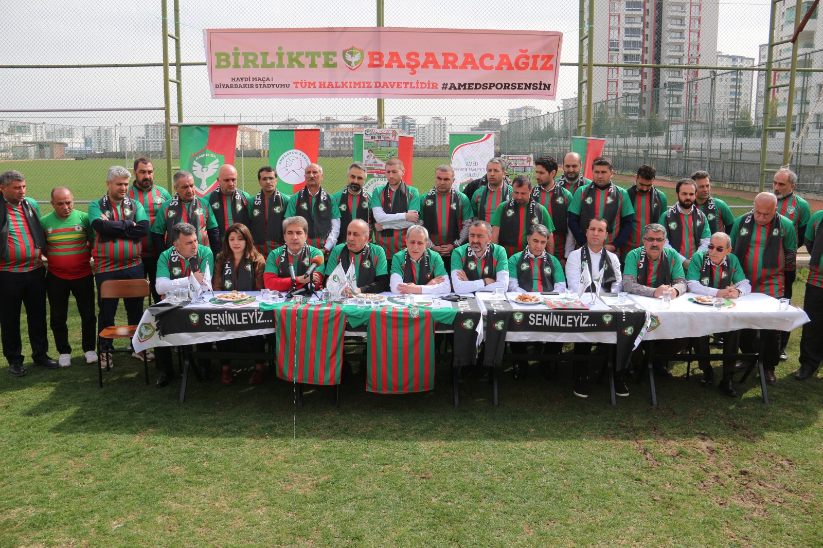 Diyarbakır’daki STK’lardan Amedspor’a destek