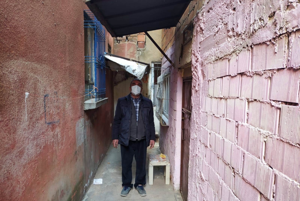 Diyarbakır’da “Vatansız Ahmet”in büyük dramı: İki gündür açım