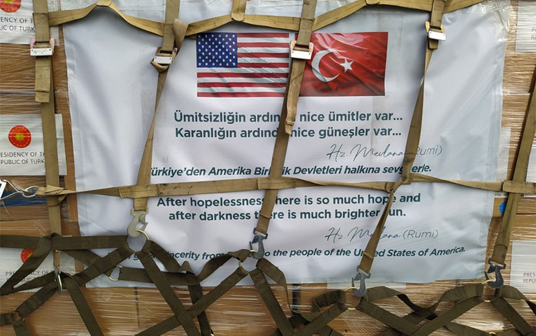 Türkiye’nin ikinci yardım uçağı ABD’ye ulaştı