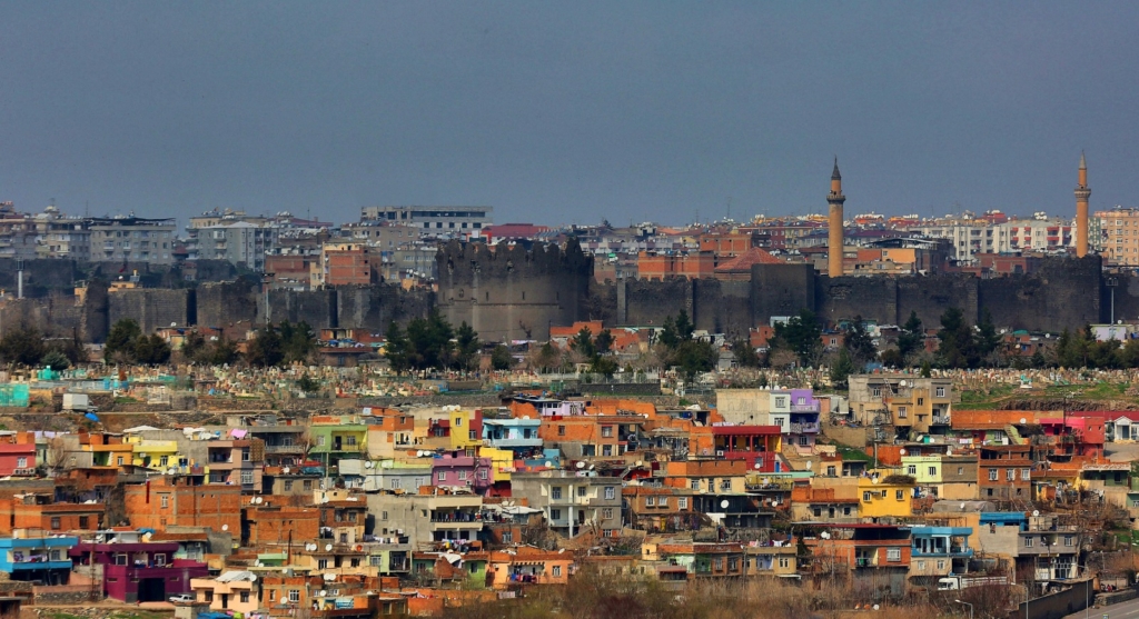 Diyarbakır’da yeni Covid-19 tedbirleri kararı