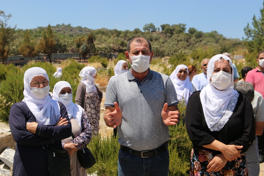 HDP Heyeti, orman yangınlarının yaşandığı Lice’de inceleme yaptı