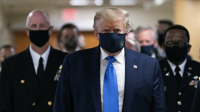 Ve Trump da maske taktı…