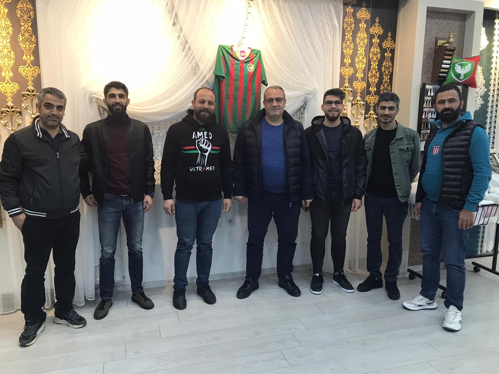 Ultra Amed Taraftar Grubu’ndan ana sponsor Aryana Perde Dünyası’na teşekkür ziyareti