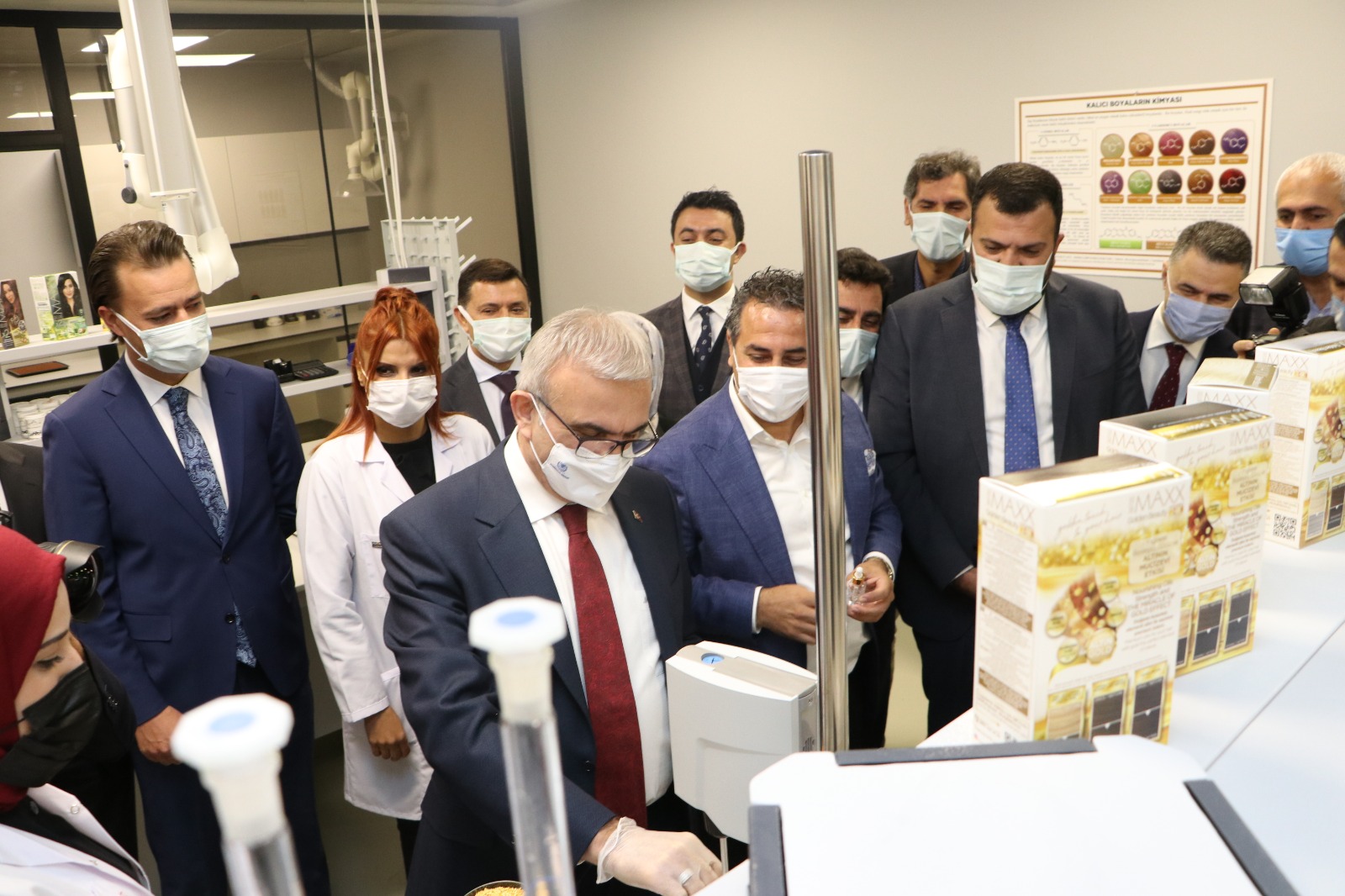 Diyarbakır’dan dünyaya ilk altın karışımlı saç boyası ihracatı