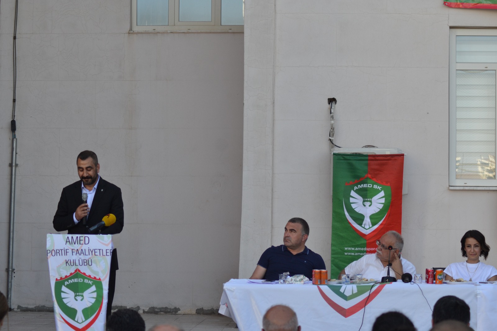 Amedspor’da bayrak devri ve “misyon” vurgusu