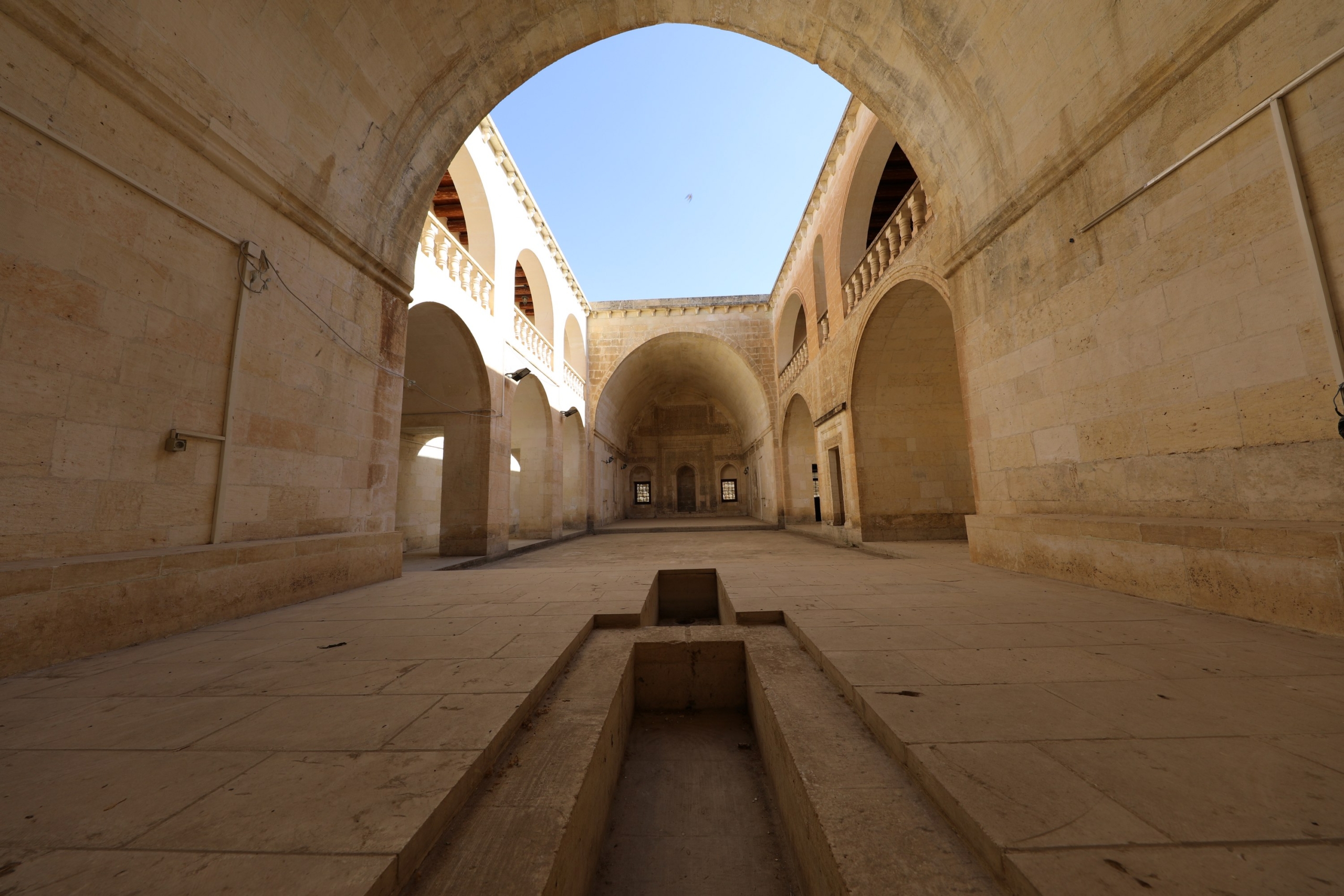 Diyarbakır’da dört tarihi mekan turizme kazandırıldı