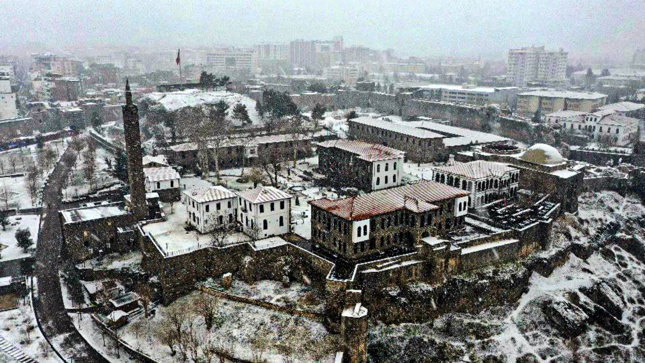 Diyarbakır’da okullar ikinci kez tatil edildi