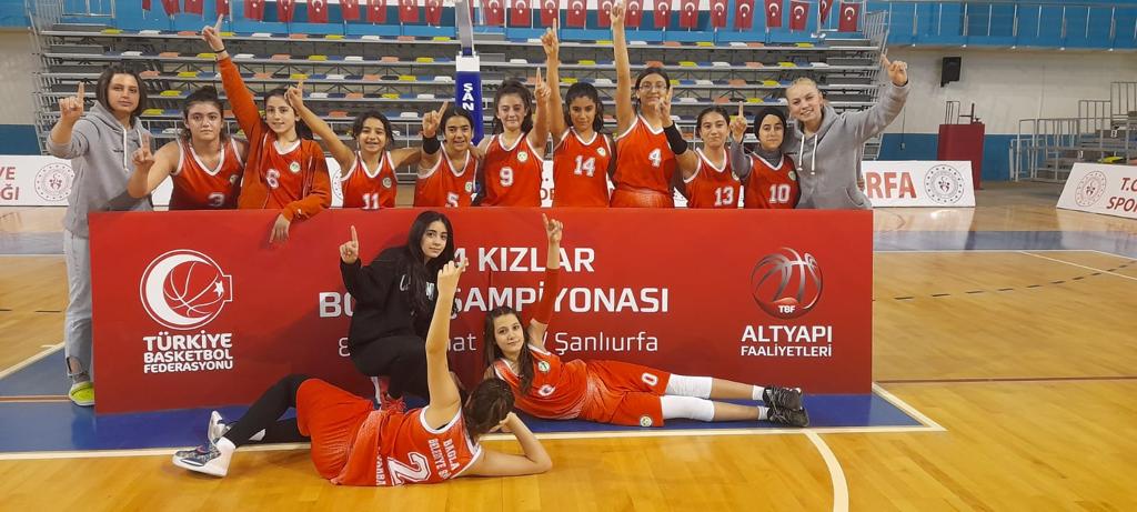 Bağlar Belediyespor Genç Kadın Basketbol Takımı şampiyon oldu