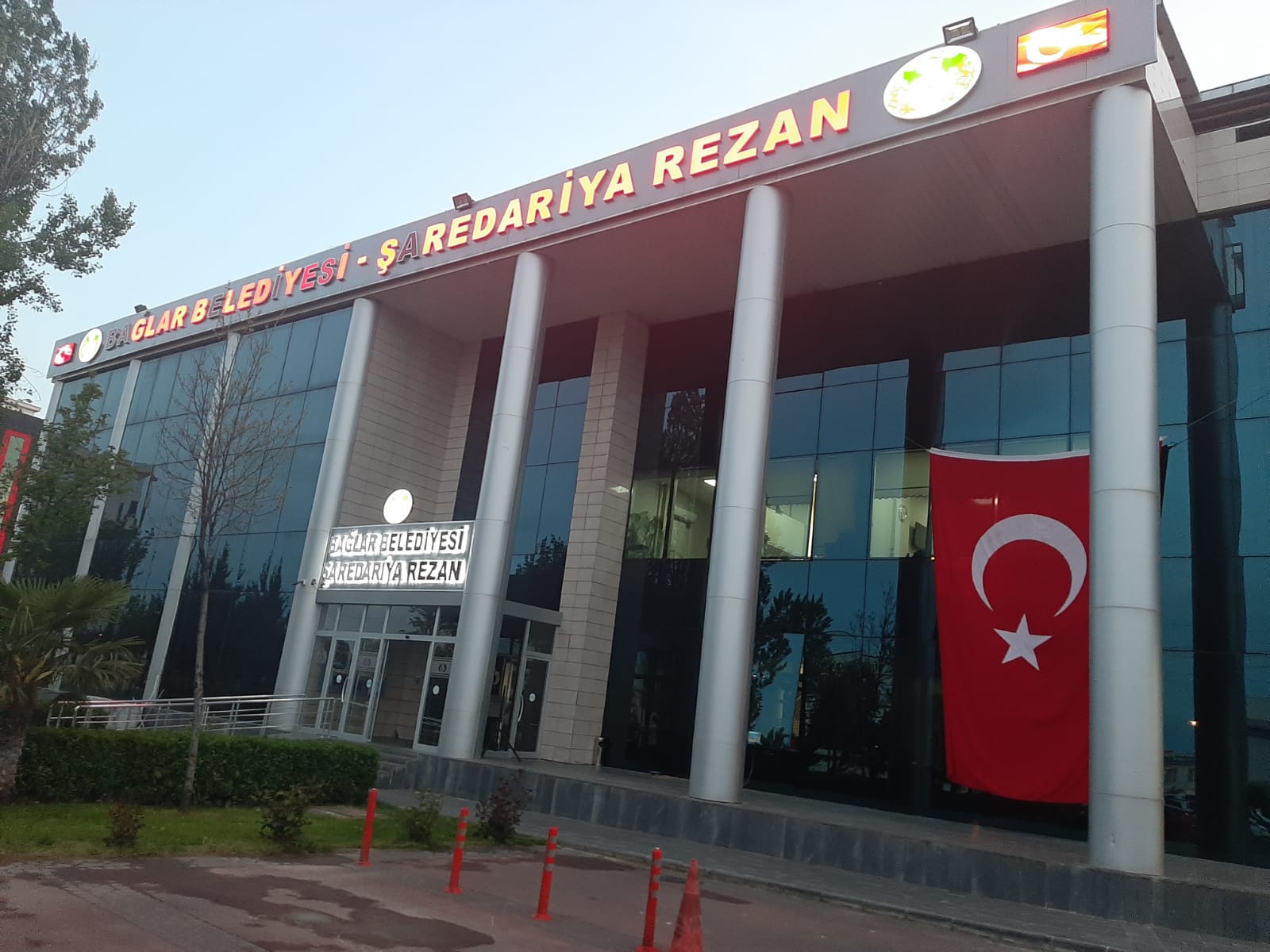 Bağlar Belediyesi’nden kadrolu işçilere rekor zam