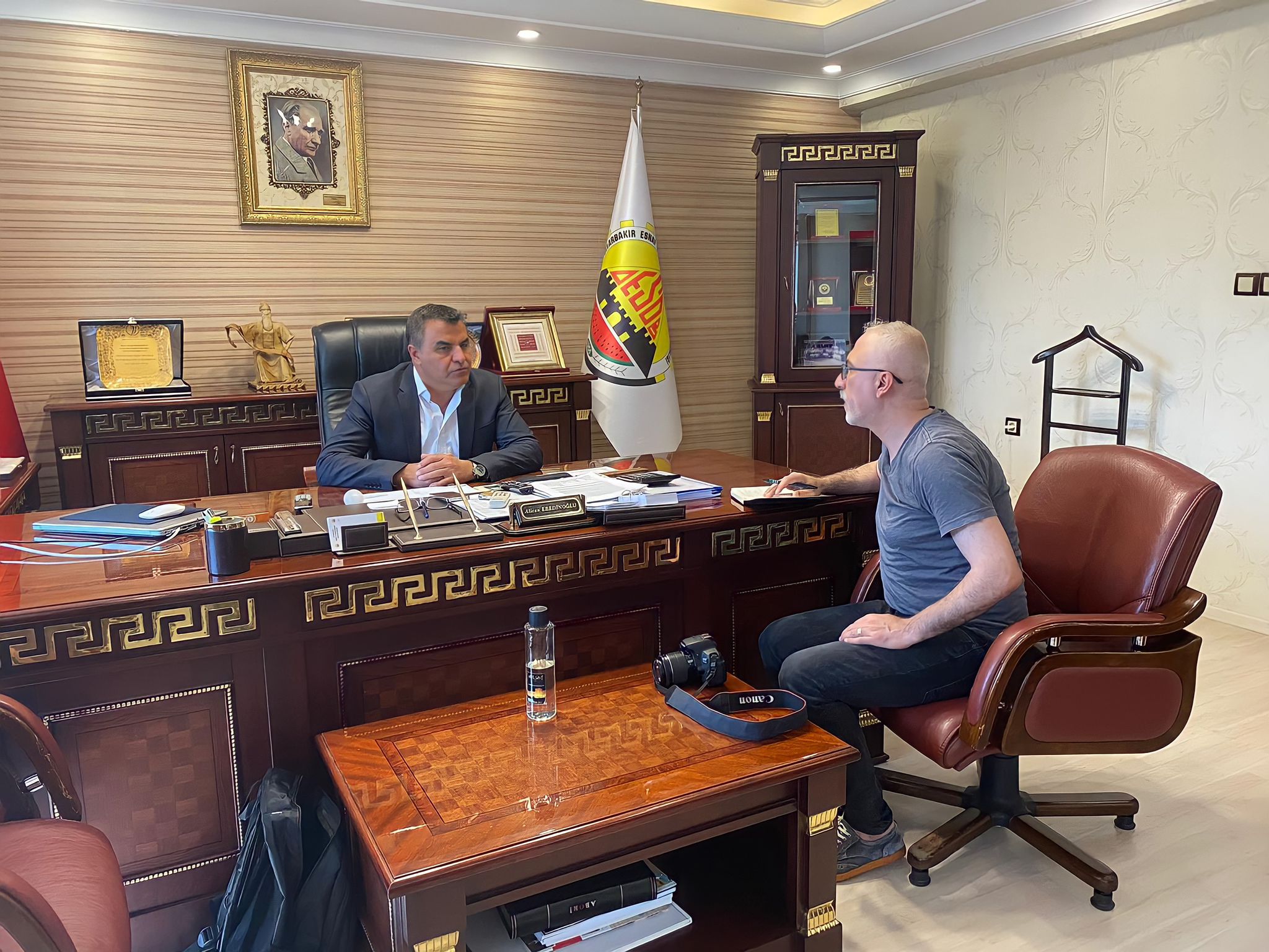 Diyarbakır esnafı dükkanı terk ediyor! DESOB Başkanı’ndan önemli açıklamalar…