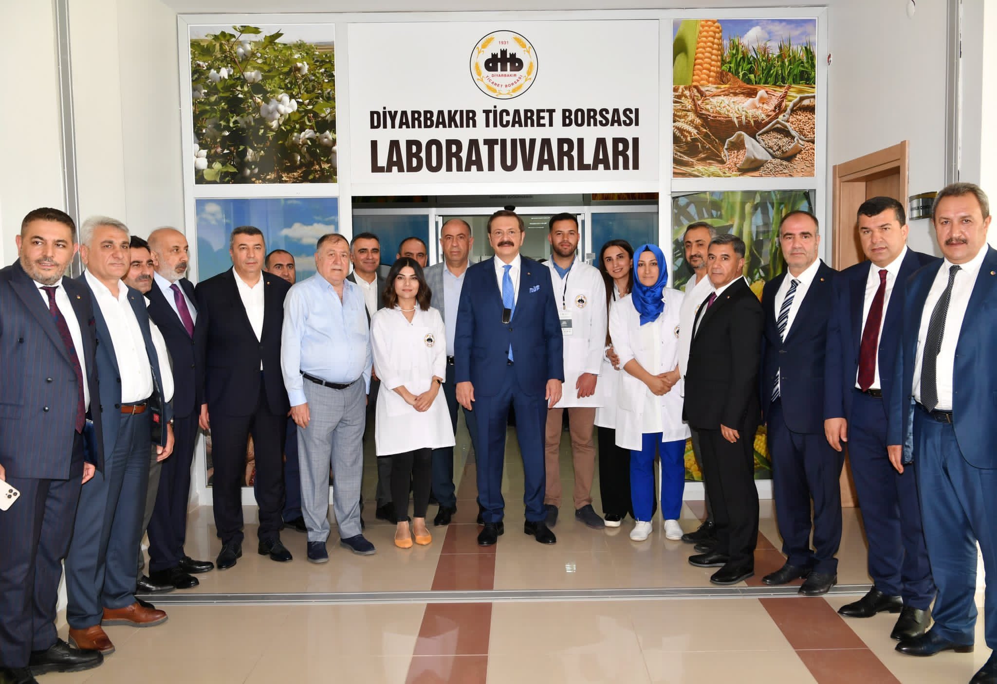 TOBB Başkanı, Tohum Araştırma Sertifikasyon Merkezi Laboratuvarı’nda inceleme yaptı