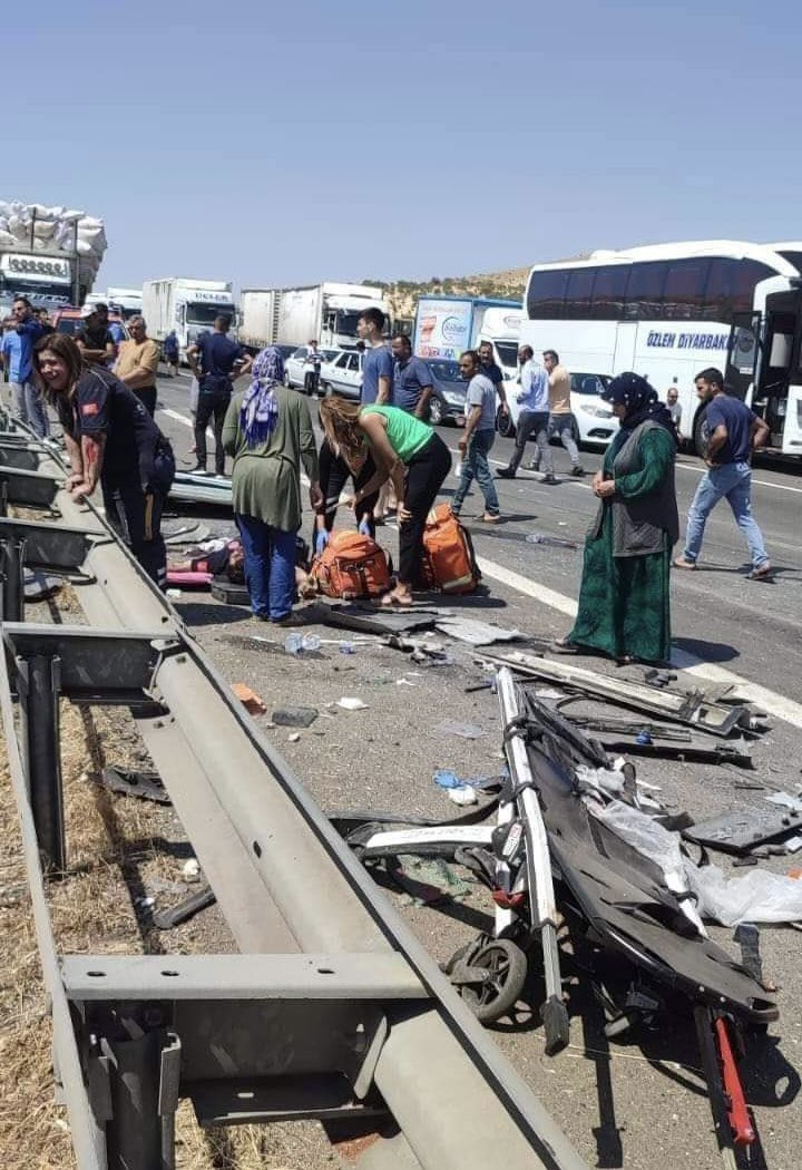 Gaziantep’teki zincirleme trafik kazasında can kaybı artıyor