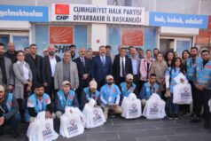 Diyarbakır’da “CHP Saha Çözüm Ekipleri” alana çıktı: Çalmadık kapı, sıkılmadık el kalmayacak