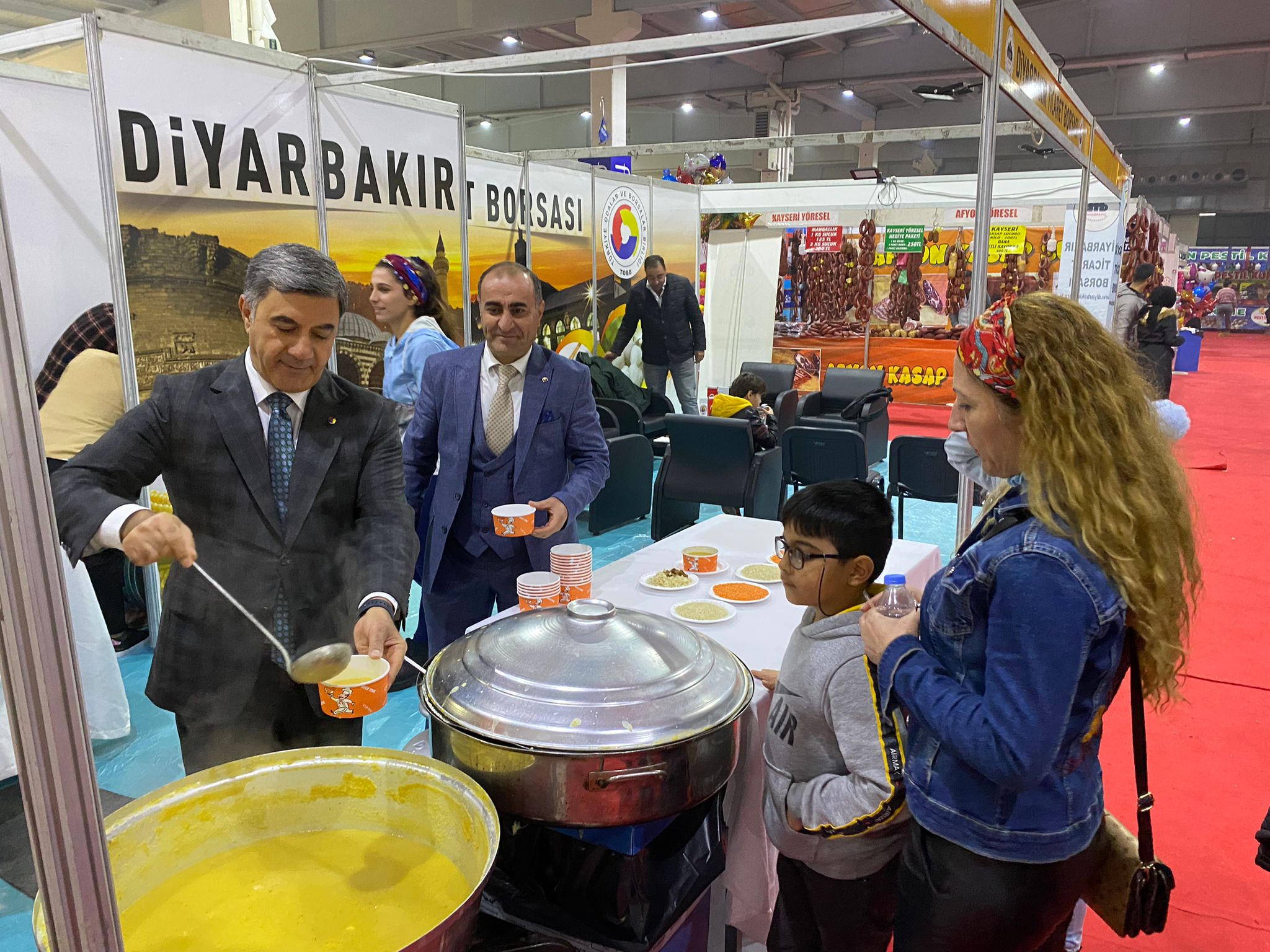 Diyarbakır’da yöresel lezzetler ve ikramlar devam ediyor