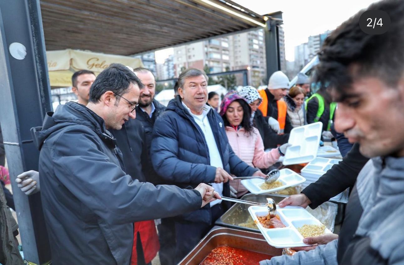 Tanju Çolak depremzedelere yardım için Diyarbakır’da