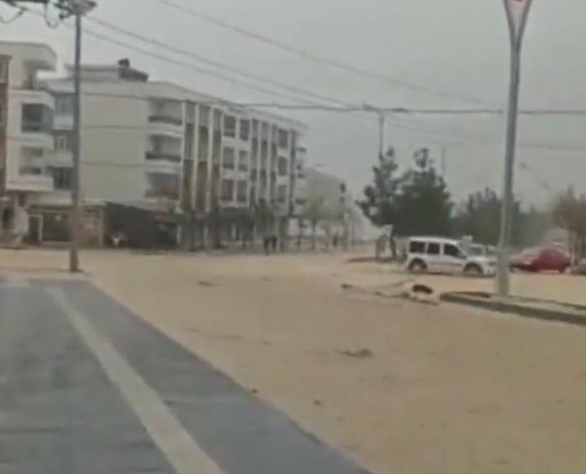 SON DAKİKA… DİYARBAKIR’DA SEL