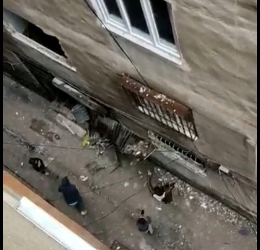 Diyarbakır’da ağır hasarlı binada balyozlu hırsızlık!