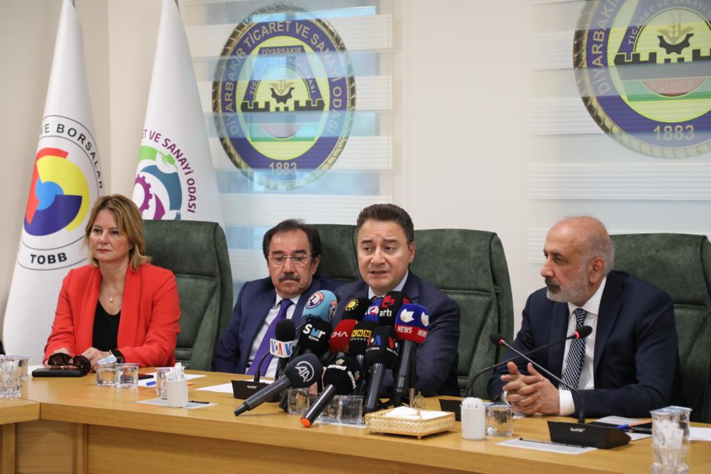 Babacan Diyarbakır’da: Sandıklara sahip çıkalım