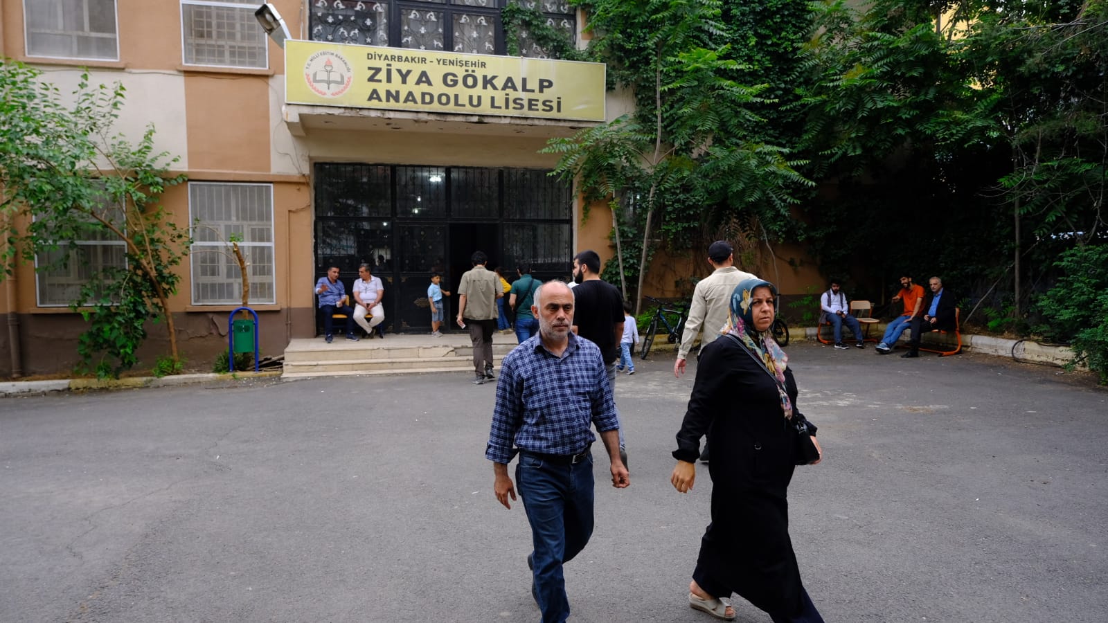 Diyarbakırlılar sandık başına akın ediyor