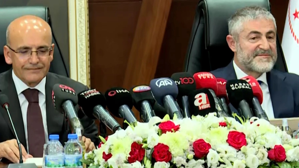 Hazine ve Maliye Bakanı Şimşek’ten ekonomide “şeffaflık” vurgusu