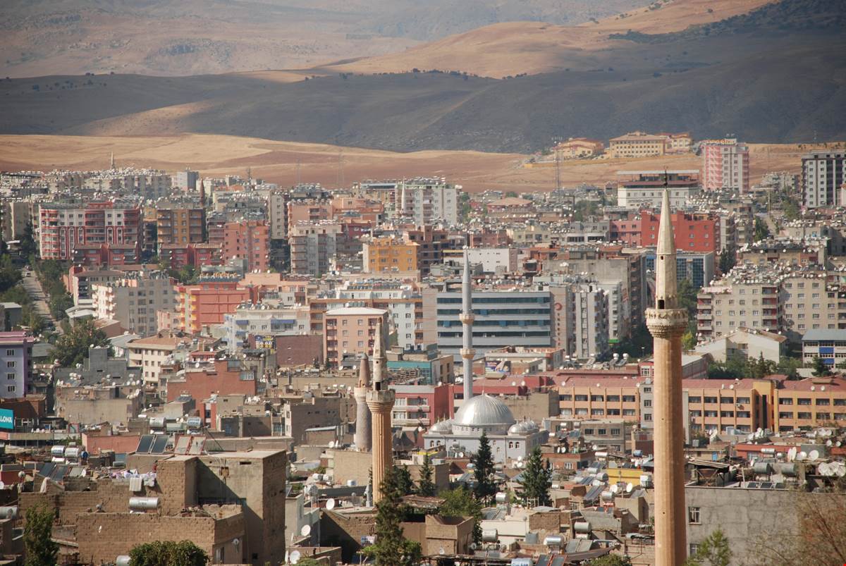 Siirt’te 15 gün gösteri ve yürüyüş yasağı getirildi