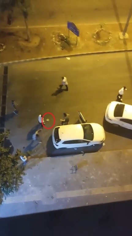 Diyarbakır’da taşlı, sopalı, tabureli kavga 