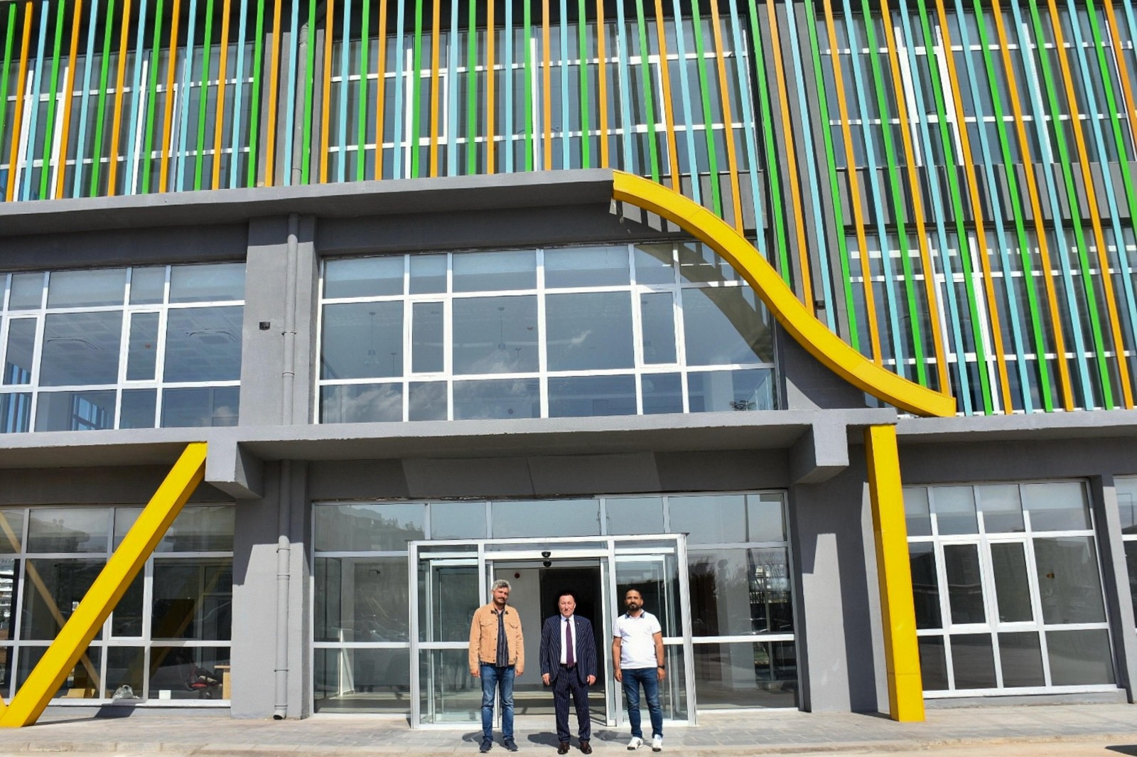 Bağlar’a çok amaçlı gençlik merkezi