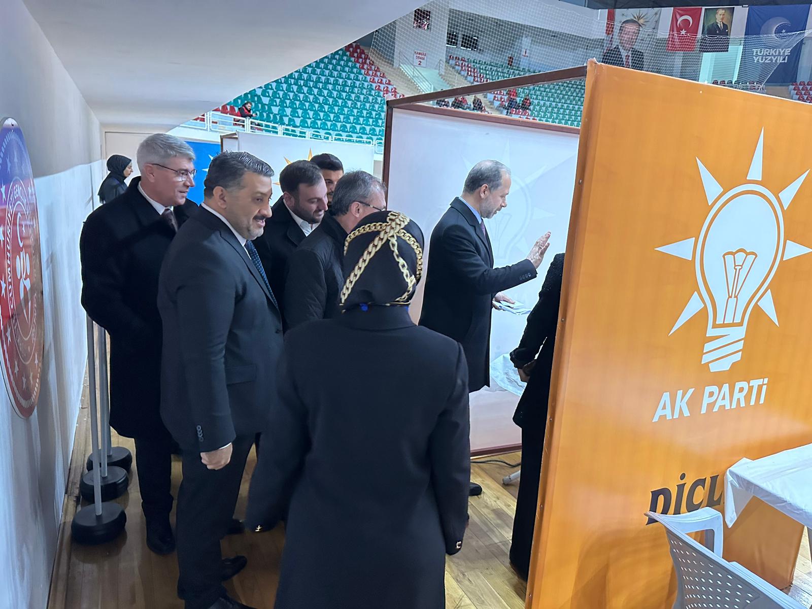 AK Parti Diyarbakır’da başkan adaylarını belirliyor