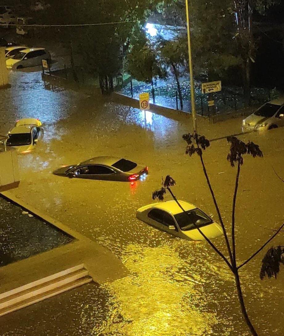 SEL GİTTİ, DERİN İZİ KALDI