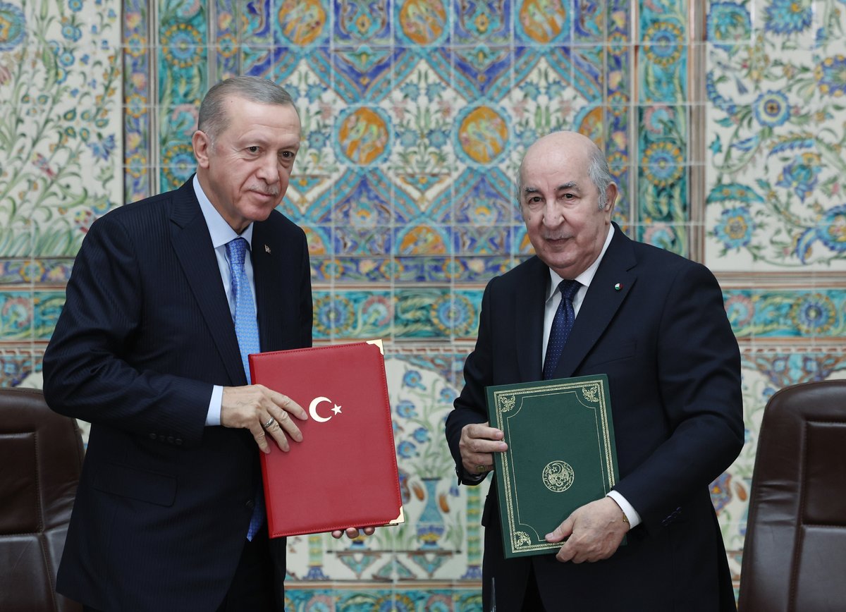 Türkiye, Cezayir ile 12 anlaşma imzaladı