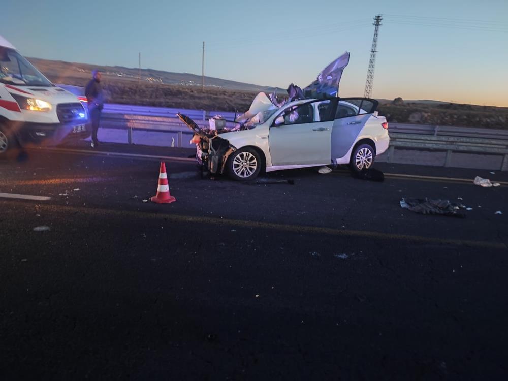 Diyarbakır’da taziye dönüşü feci kaza: 3 ölü